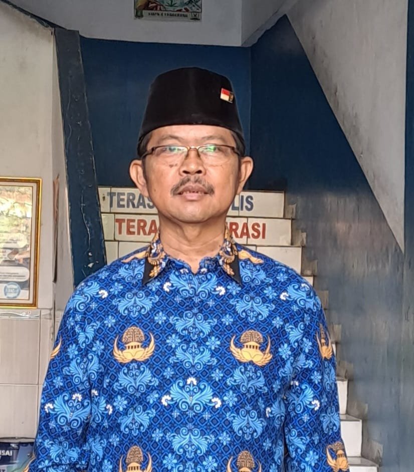 Drs. Iswanto, M.Pd